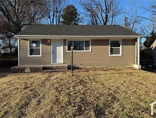 4 bed, 844 sqft, $1,850 — Photo 2