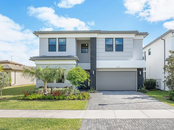 8260 Royal County Down Rd, Boca Raton, FL 33434