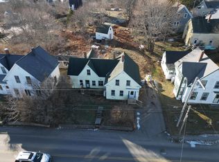 32 High St, Vinalhaven, ME 04863