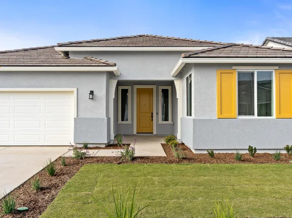 215 Hampton Street, Tulare, CA 93274