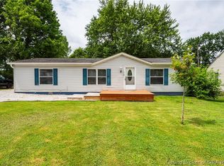 116 Clark St, Sellersburg, IN 47172