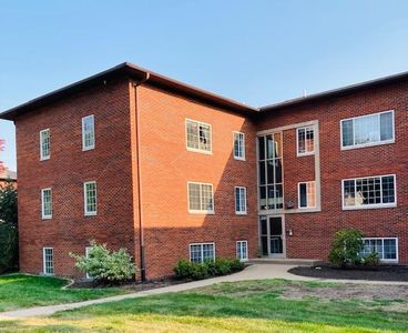 300 Grandview Ct #301, Iowa City, IA, 52246