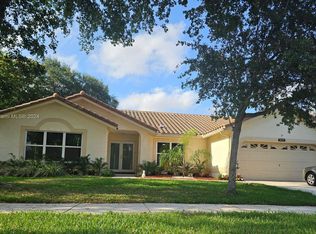 4551 NW 52nd St, Coconut Creek, FL 33073