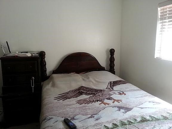 3rd image of 25237 Bristol Ave