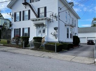 27 Summit St, Central Falls, RI 02863