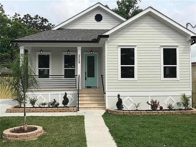 1st image of 2229 Plaza Dr