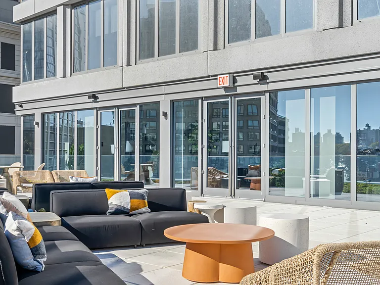 545 Vanderbilt Ave #25H — Photo 30