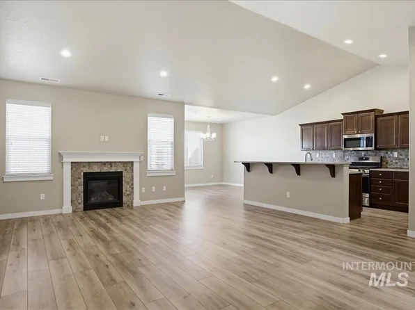 12460 W Azure St, Boise, ID 83713