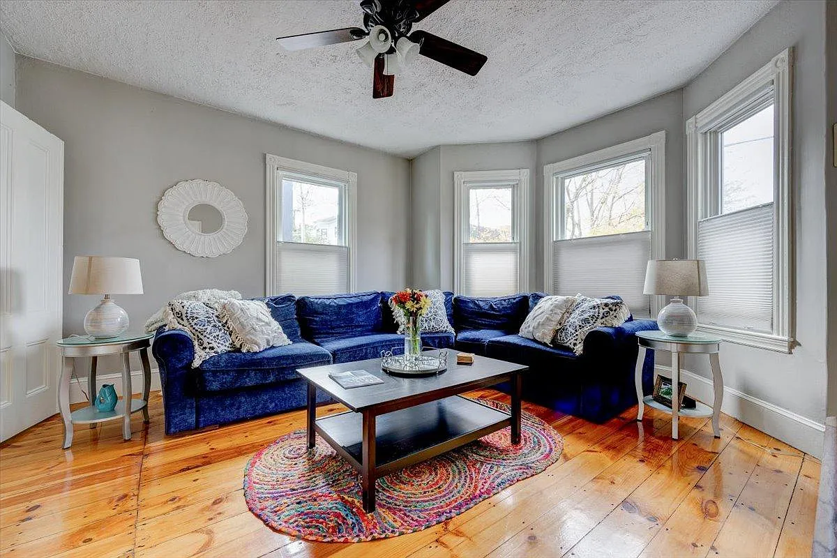 2 bed, 1128 sqft, $3,000 — Photo 4