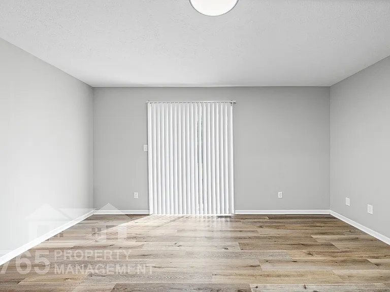 70 Bridgewater Ct #12 — Photo 3