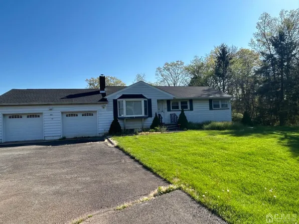 232 Bennetts Ln, Somerset, NJ 08873