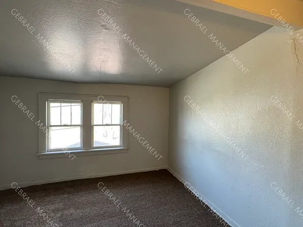 921 Ames St, Saginaw, MI 48602