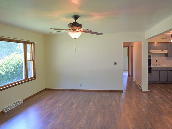4th image of 118 E Pleasant Ave