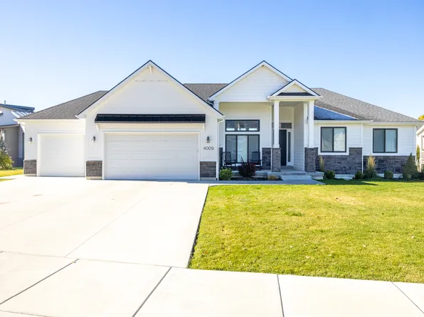 4009 S Cottonwoods Ct, Nibley, UT 84321