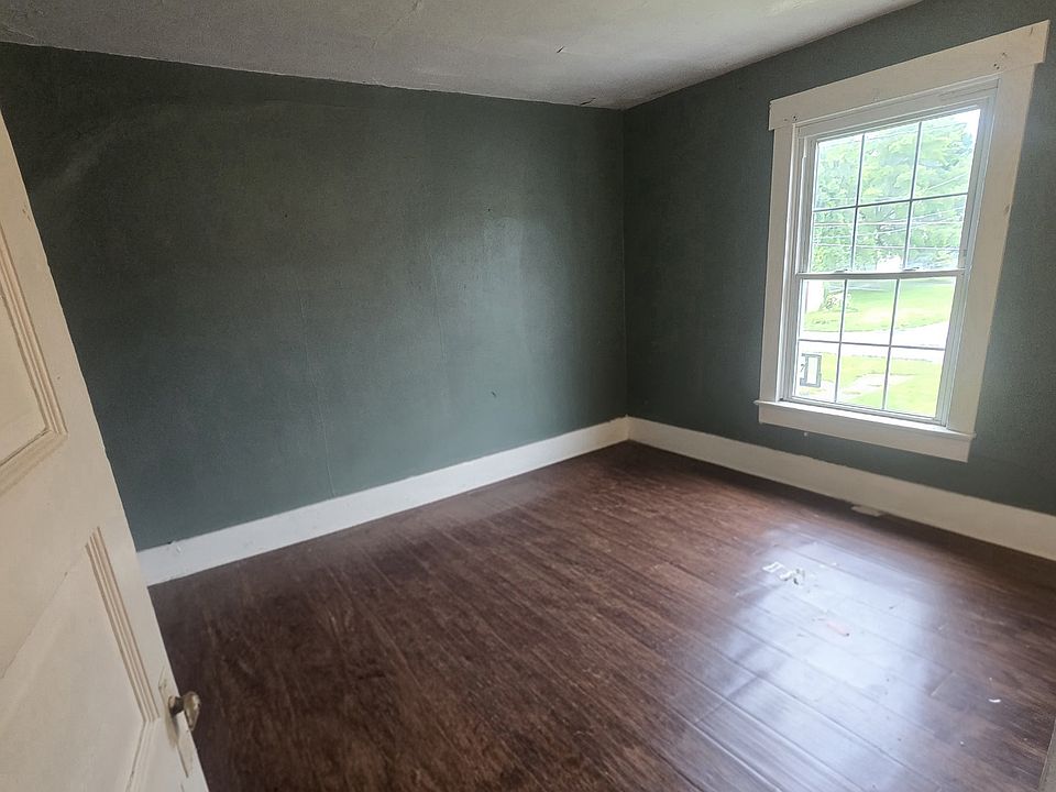 1st image of 213 S West Ave #213