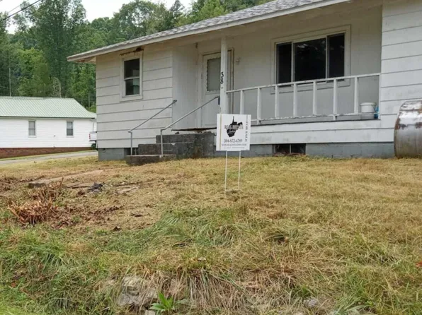 38 Mae Blvd, Leivasy, WV 26676
