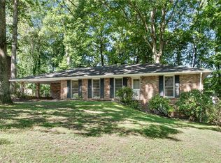 200 Wavetree Dr, Roswell, GA 30075