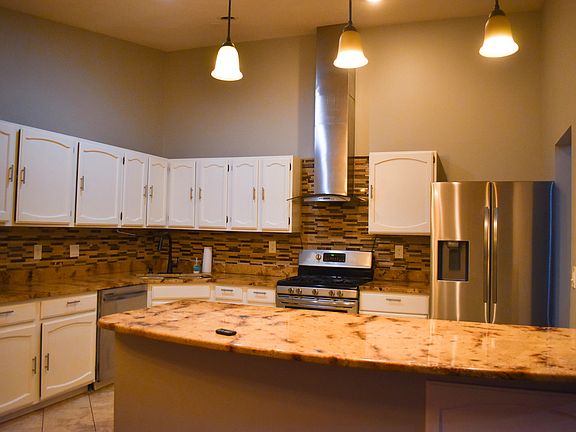 2nd image of 6414 McCauley Cir