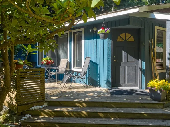 444 Moose Trail, Point Roberts, WA 98281