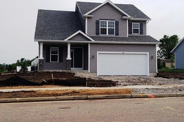1st image of 125 Green Ash Ln