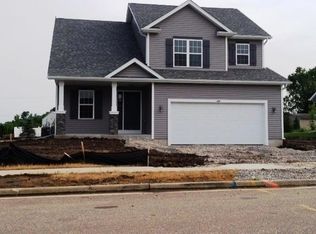125 Green Ash Ln, Johnson Creek, WI 53038