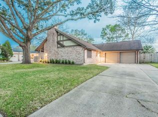 13811 Wickersham Ln, Houston, TX 77077
