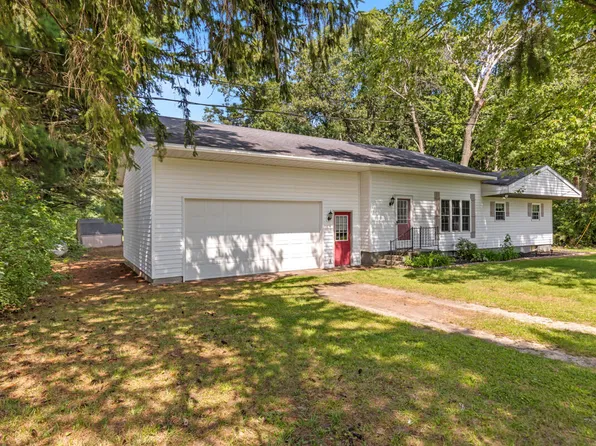12999 Macclain St NE, Gowen, MI 49326
