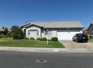 6300 Cherry Blossom Ct, Bakersfield, CA 93313