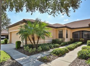 115 Shell Falls Dr, Apollo Beach, FL 33572