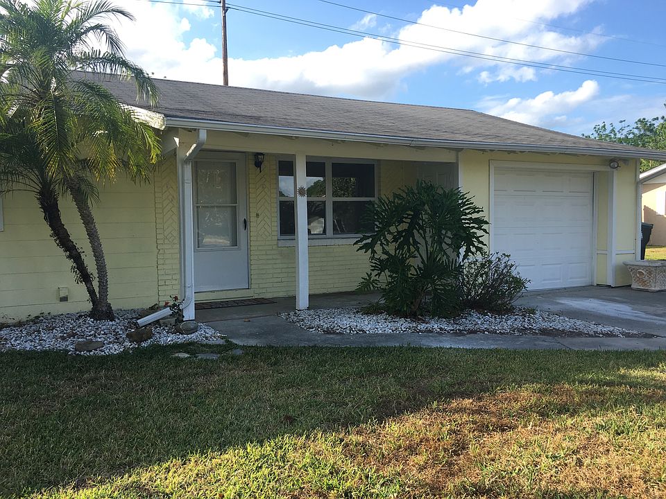 1st image of 611 Balfour Dr