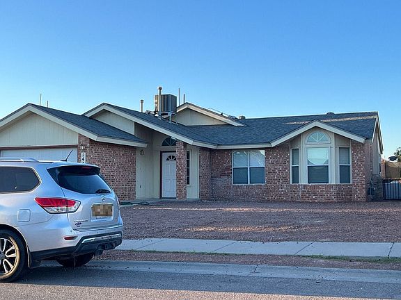 2nd image of 14436 Desierto Bueno Ave
