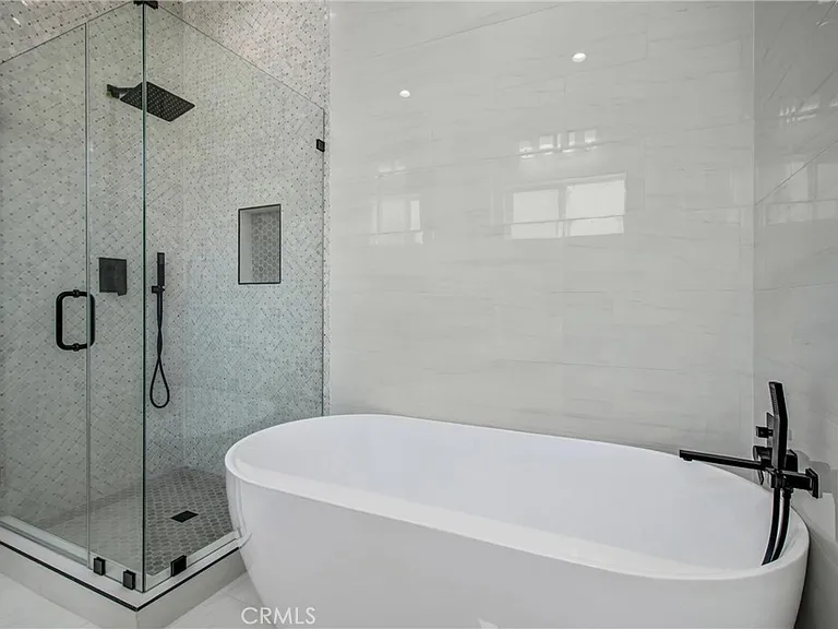 2130 W 238th St — Photo 27