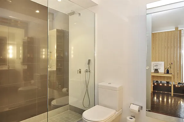 Sold by Corcoran | media 27