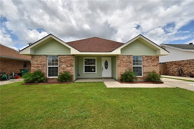 1st image of 2828 Doreen Ln