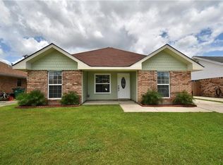 2828 Doreen Ln, Marrero, LA 70072