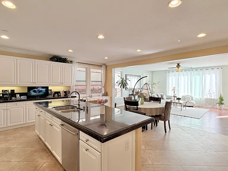 16118 Cayenne Ridge Rd — Photo 13