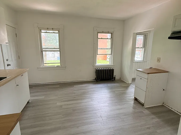 26 Huntington St #2 — Photo 21