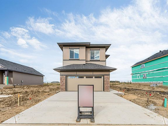 2nd image of 208 Falcon Dr