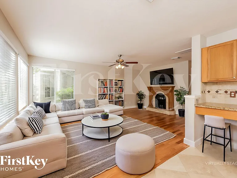 18819 Atasca Oaks Dr — Photo 3