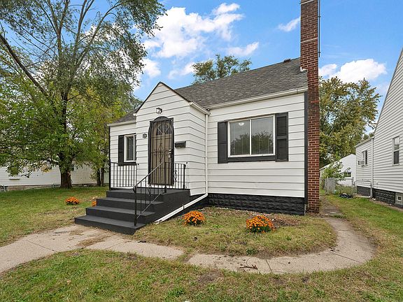 3rd image of 616 45th St