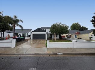 949 Oak Glen Ln, Colton, CA 92324