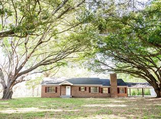 96 Duck Pond Rd, Natchez, MS 39120