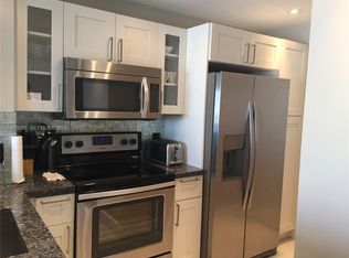 1965 S Ocean Dr APT 11A, Hallandale, FL 33009