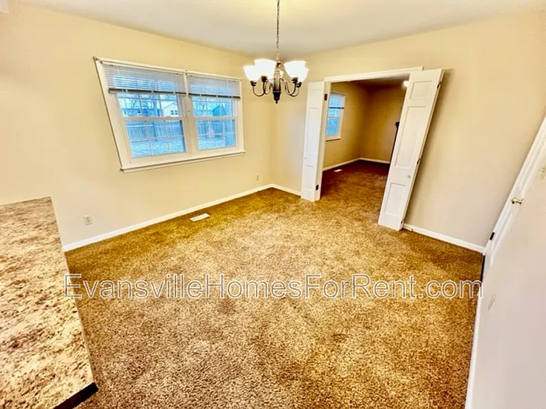 4210 Keck Ave — Photo 7