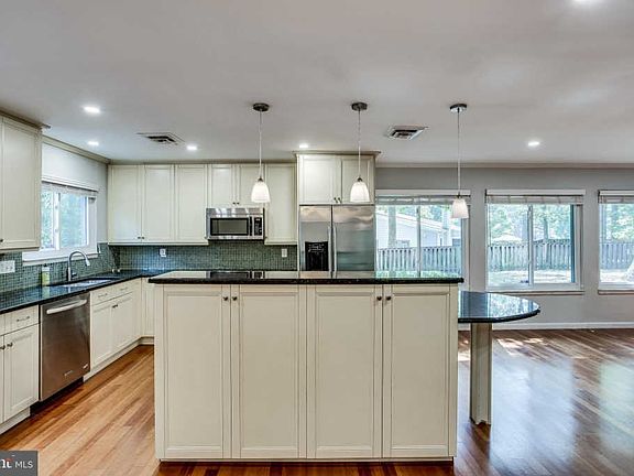 5th image of 12609 Westlodge Ct