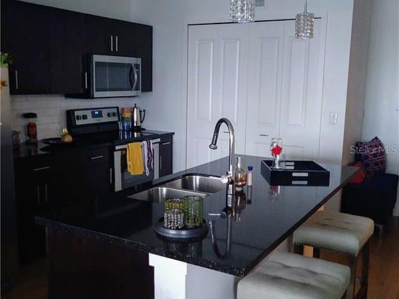 4th image of 101 B1 Lake Ave