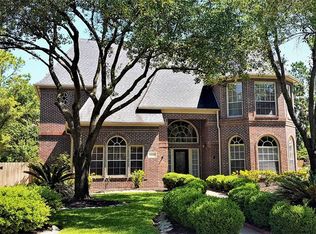 19610 Emerald Leaf Dr, Houston, TX 77094