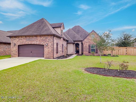2nd image of 2923 Cypress Creek Dr