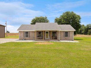 525 Three Forks Flatrock Rd, Oakland, KY 42159