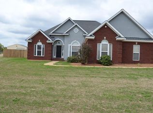 2025 Vonica Rose St, Deatsville, AL 36022